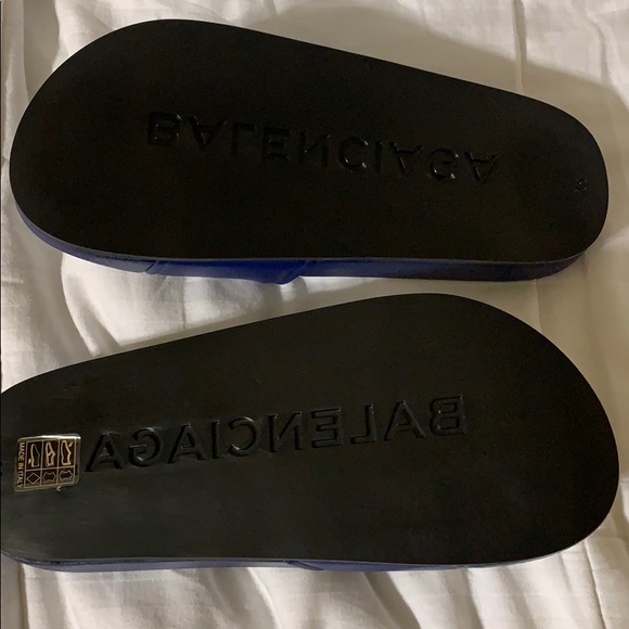 Brand new Balenciaga Slides with box and duster - Picture 6 of 7